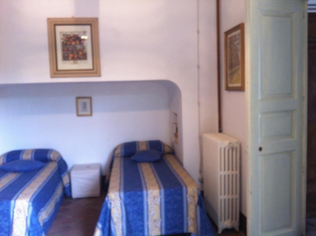 La Rocca Della Rosa Villa Zafferana Etnea Bilik gambar